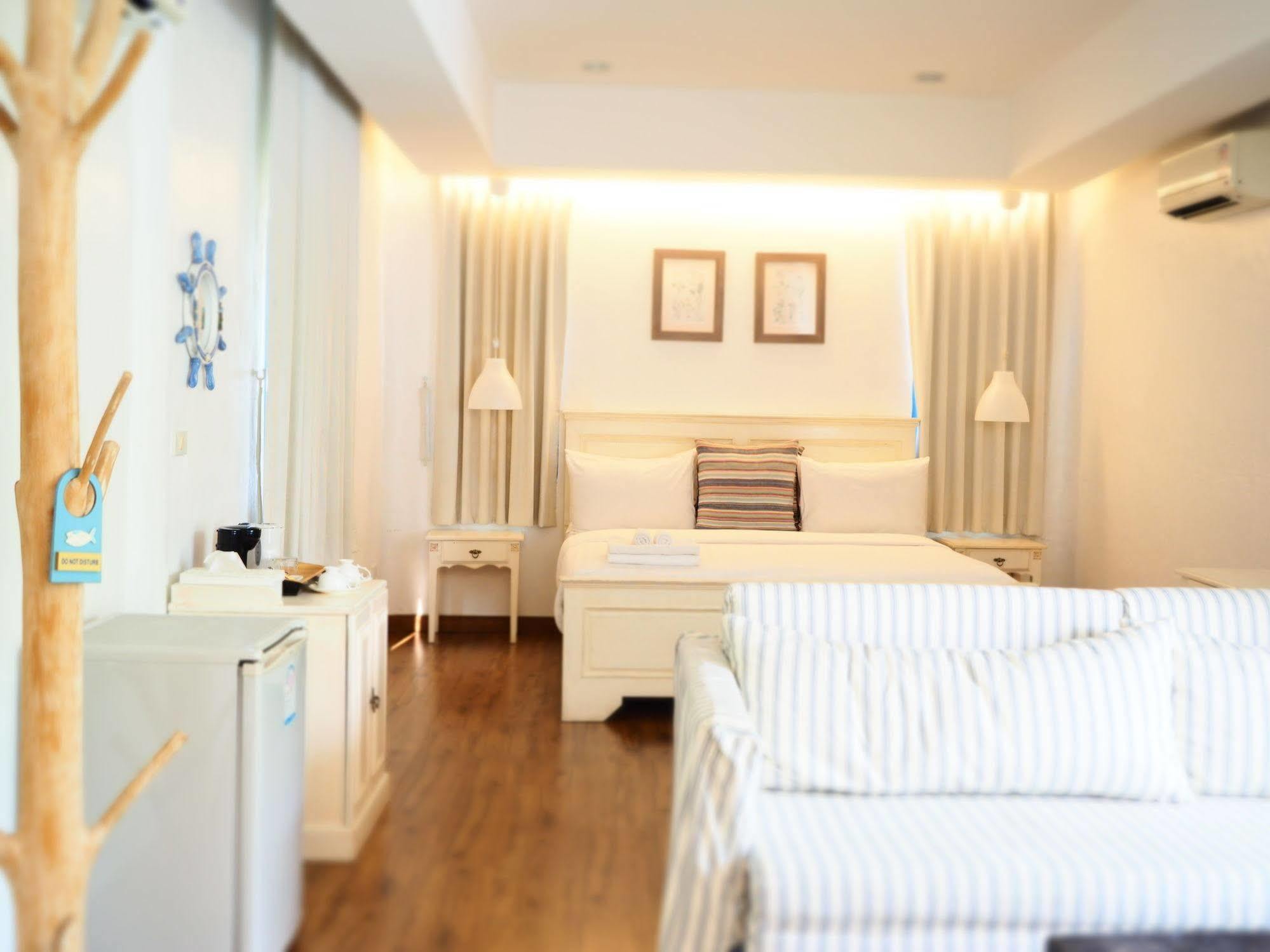 Costa Village Pool Villa Джомтиен Бийч Екстериор снимка